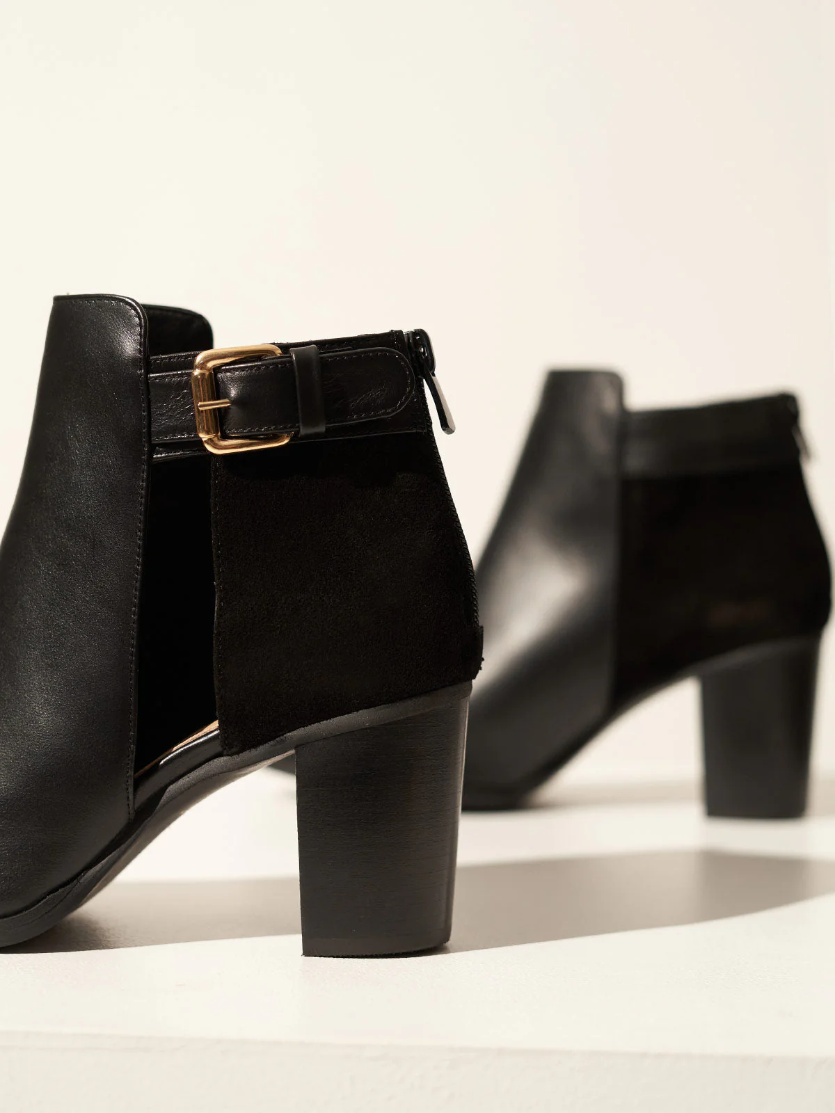 Alysson Black - Image 2
