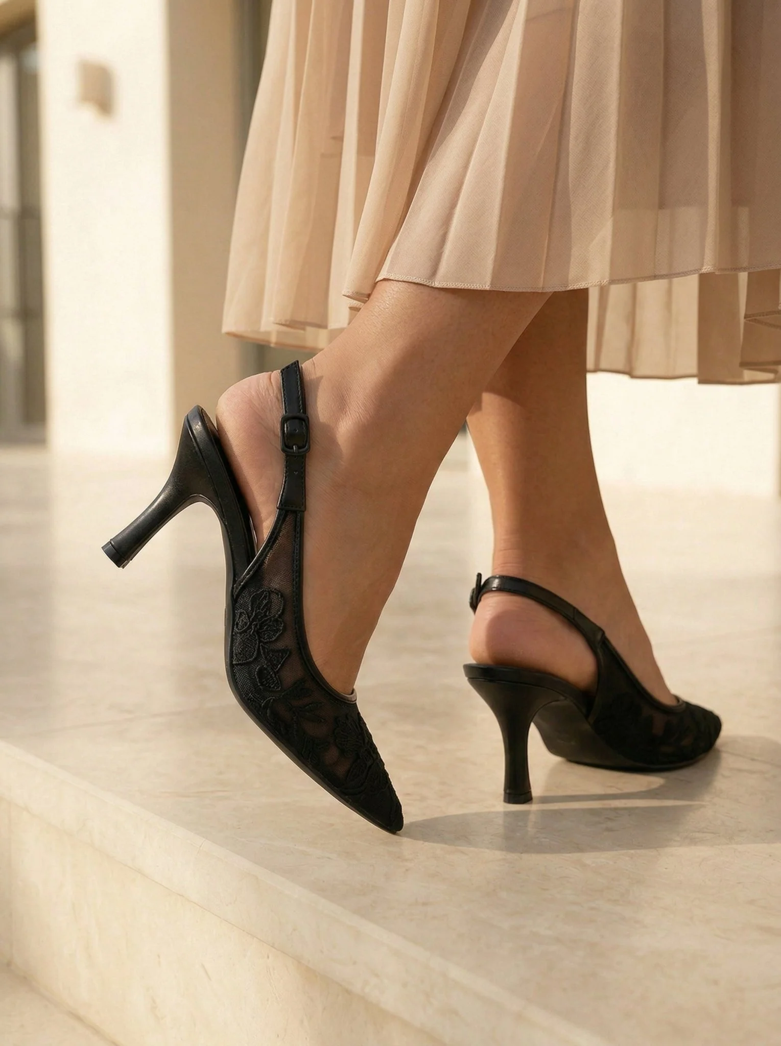 Gillian Black - Image 5