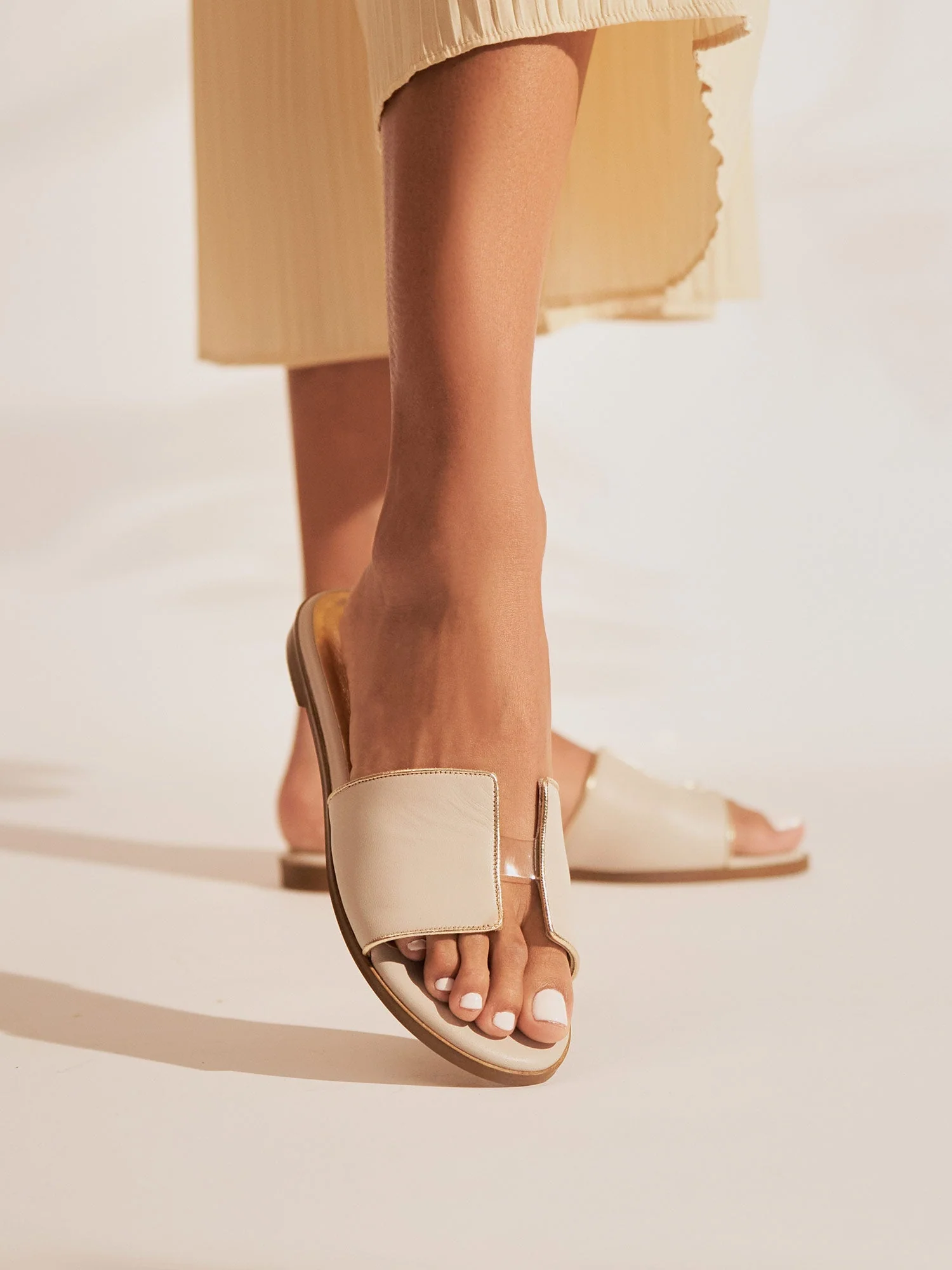 Margi Sand - Image 3