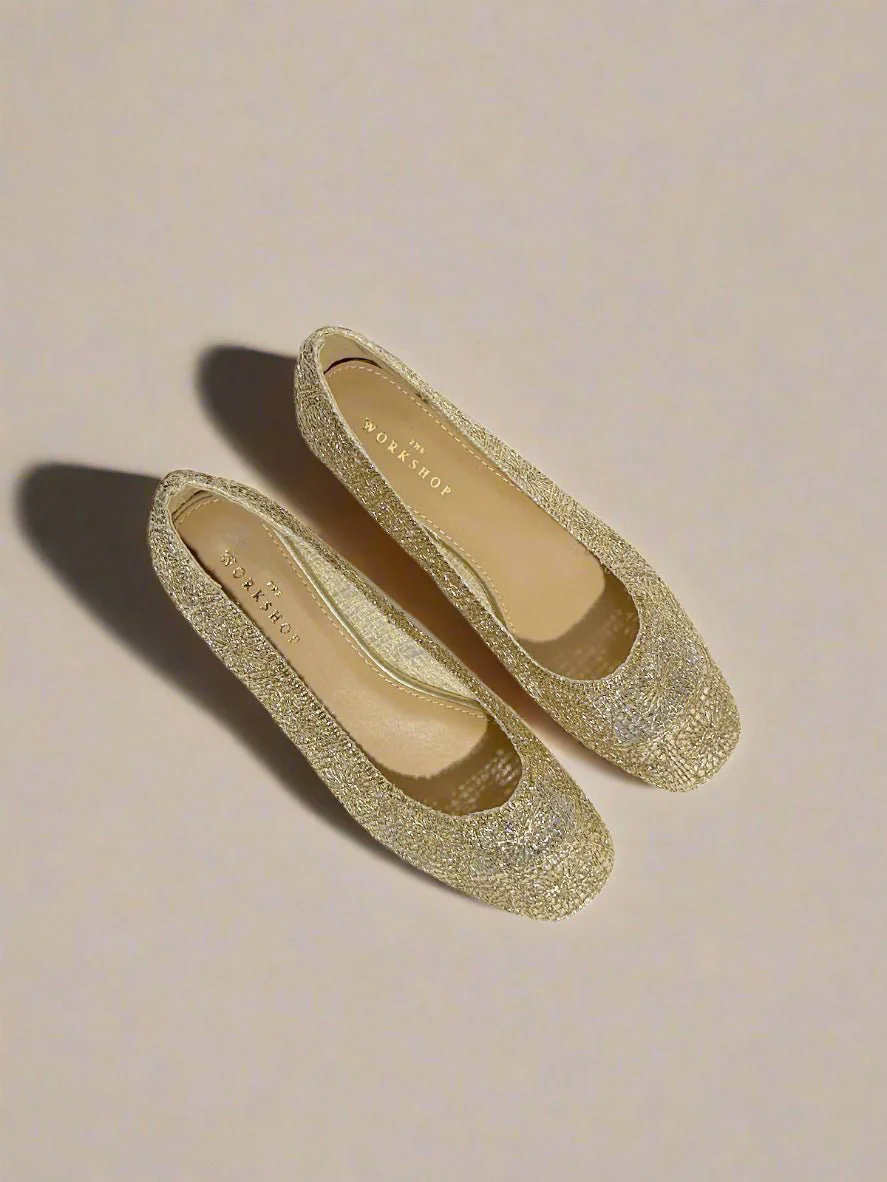 Vicky Gold - Image 4