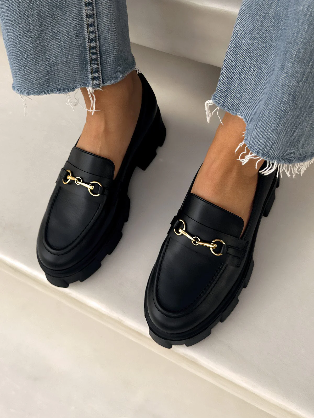Viola Black - Image 4